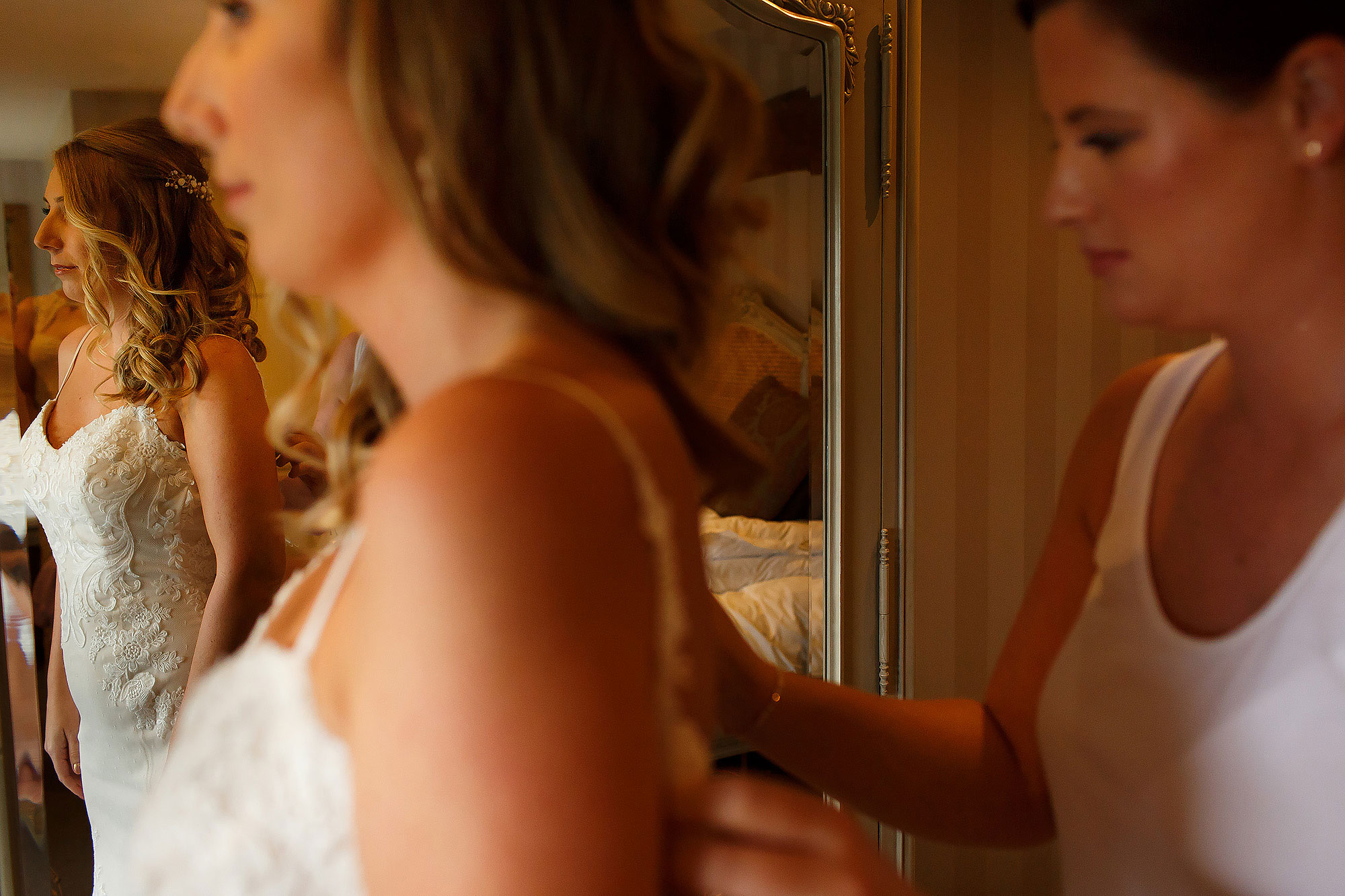 | Shireburn Arms Wedding Photography