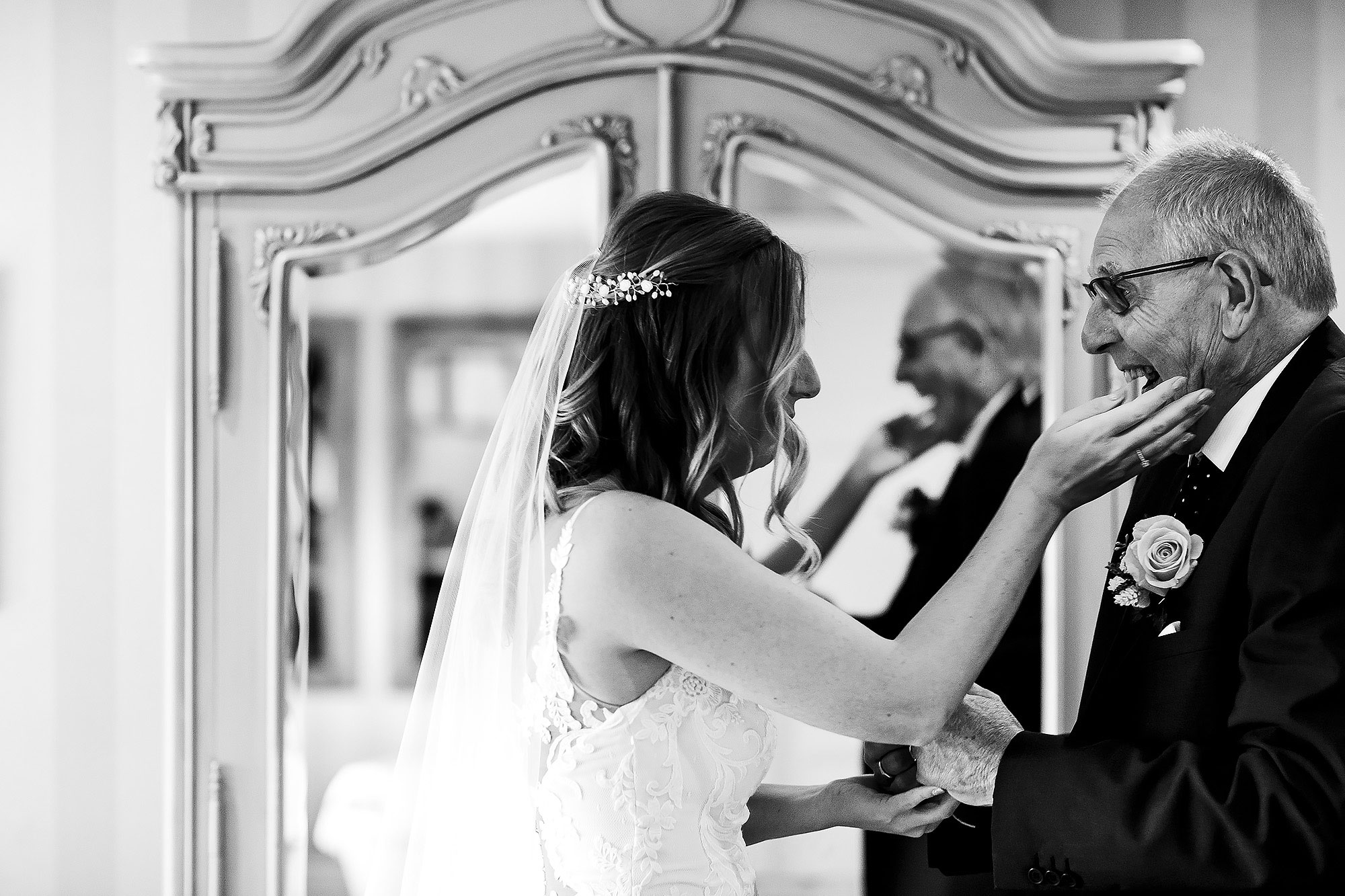 | Shireburn Arms Wedding Photography